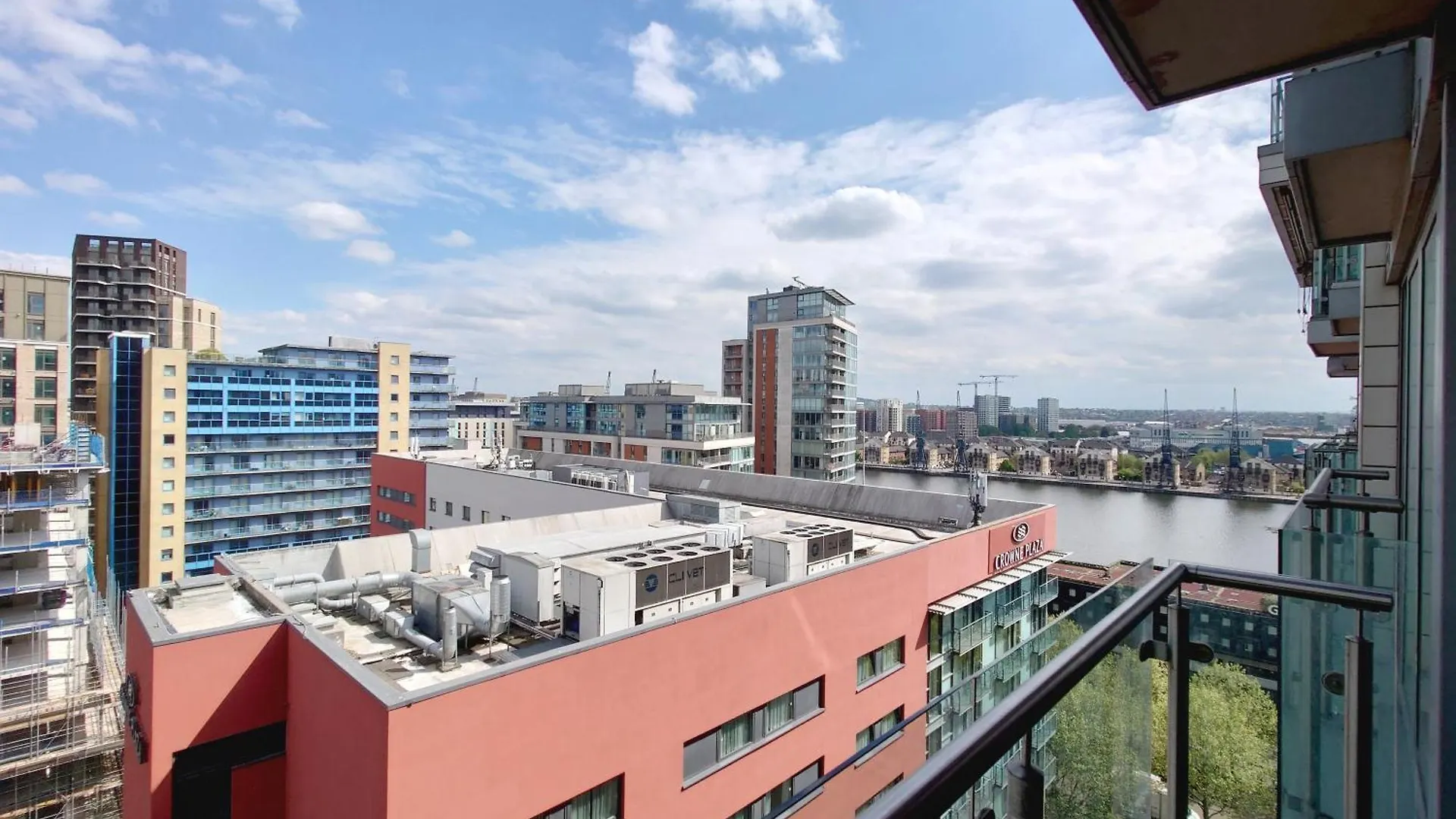 Deluxe Two Bed Apartment By London Excel & O2 0*,  United Kingdom